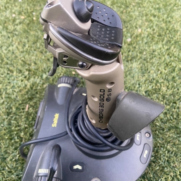 Saitek Cyborg 3D Gold USB Joystick Flight Controller - Picture 5 of 10